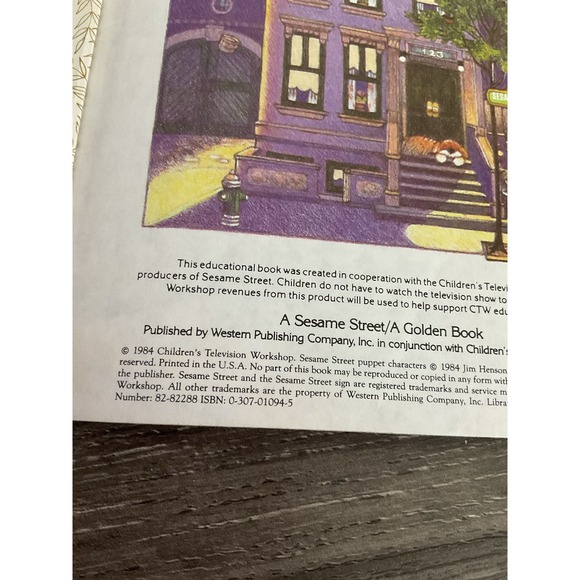 1984 Golden Book “I Think That It Is Wonderful” Sesame Street - Picture 4 of 10